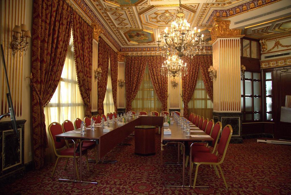 Serenada Golden Palace - Boutique Hotel Beirut Exterior foto